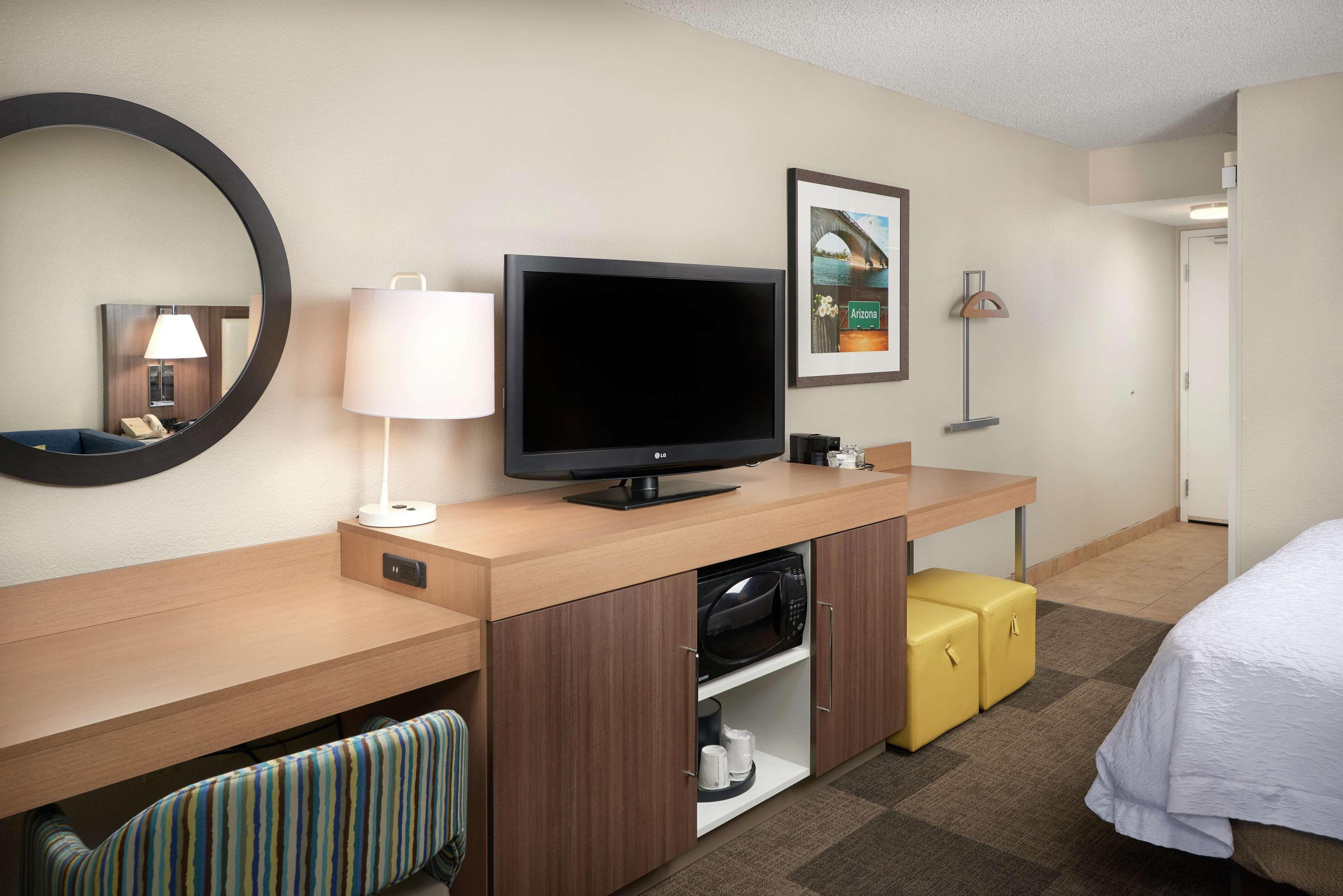 Hampton Inn Lake Havasu City Exterior photo