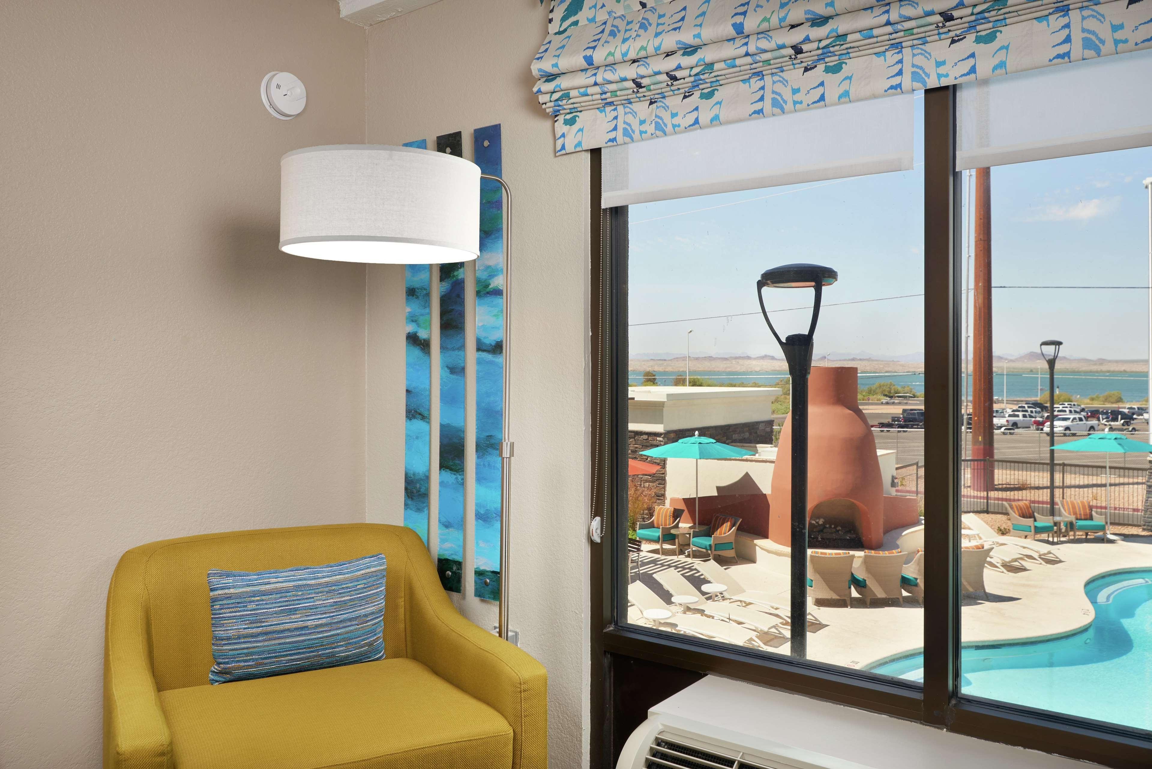 Hampton Inn Lake Havasu City Exterior photo