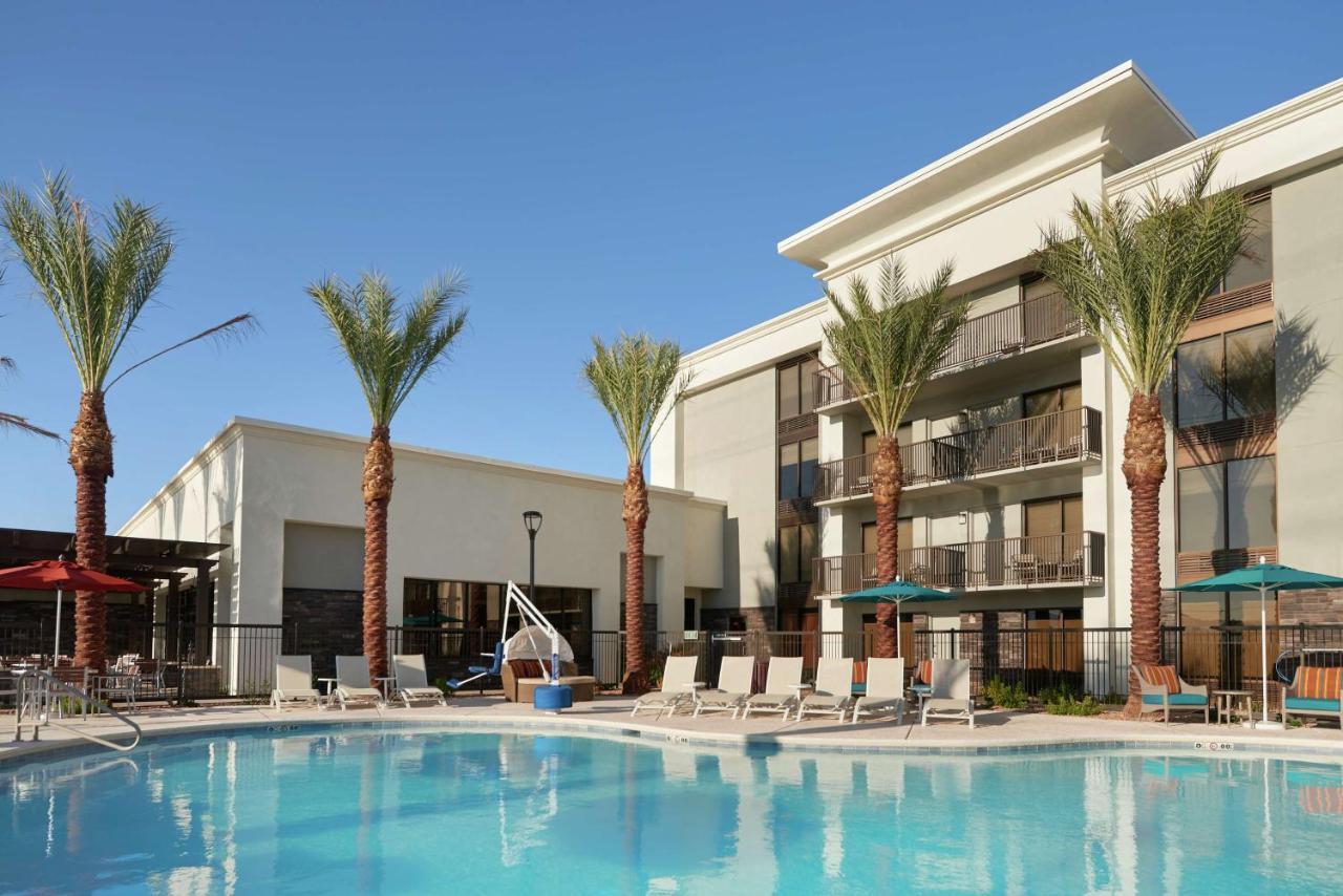 Hampton Inn Lake Havasu City Exterior photo