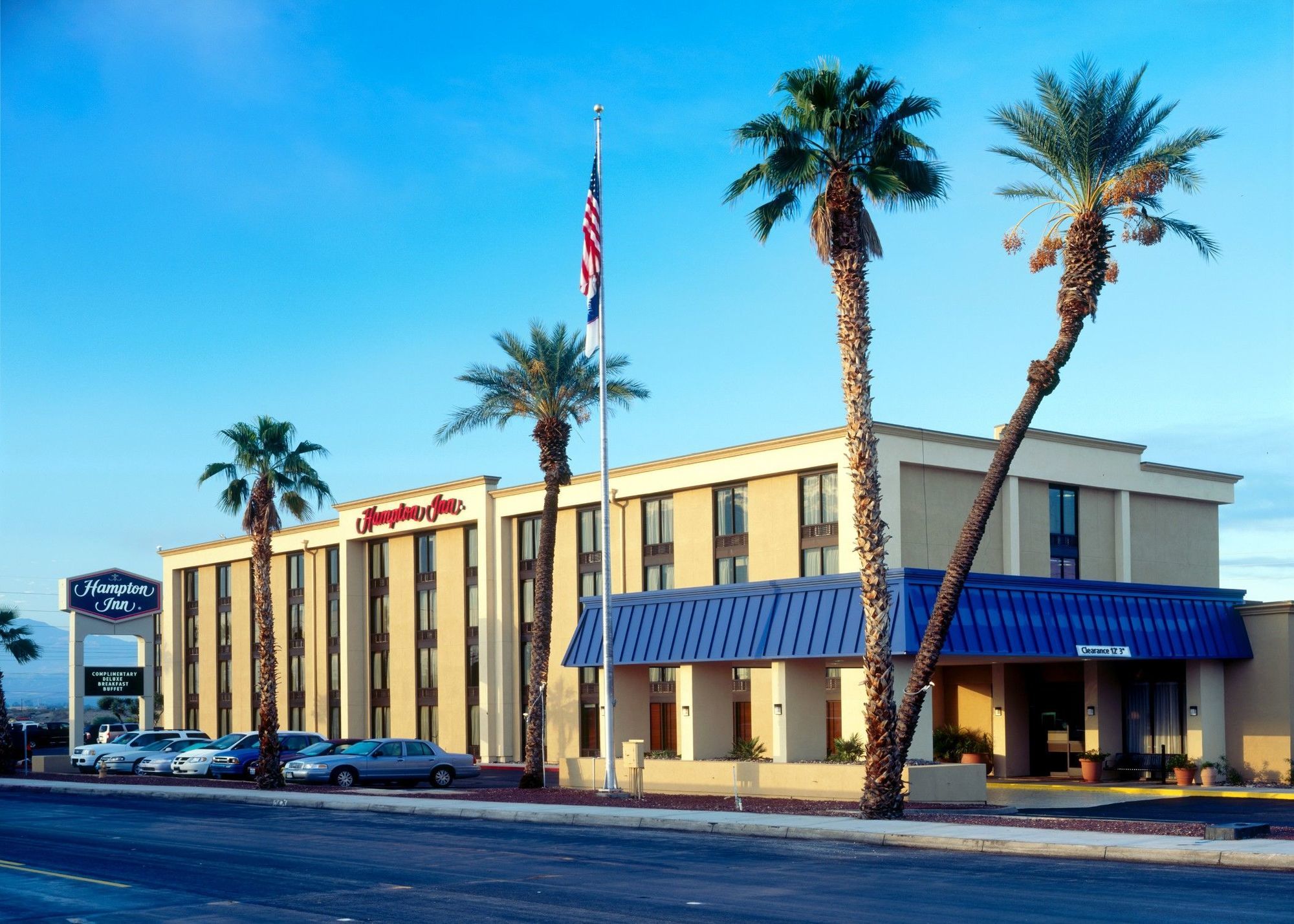 Hampton Inn Lake Havasu City Exterior photo